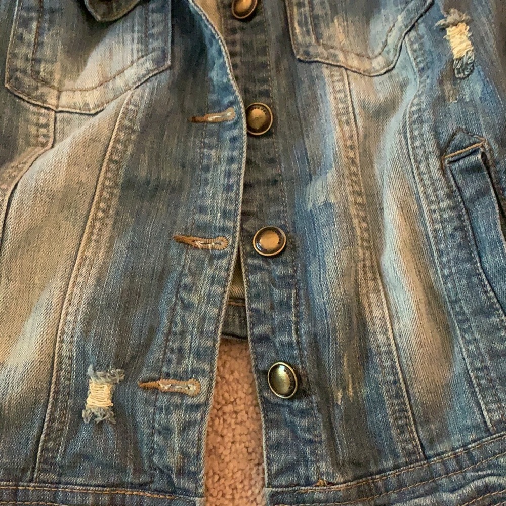 Distressed Denim Jacket - Picture 5 of 16